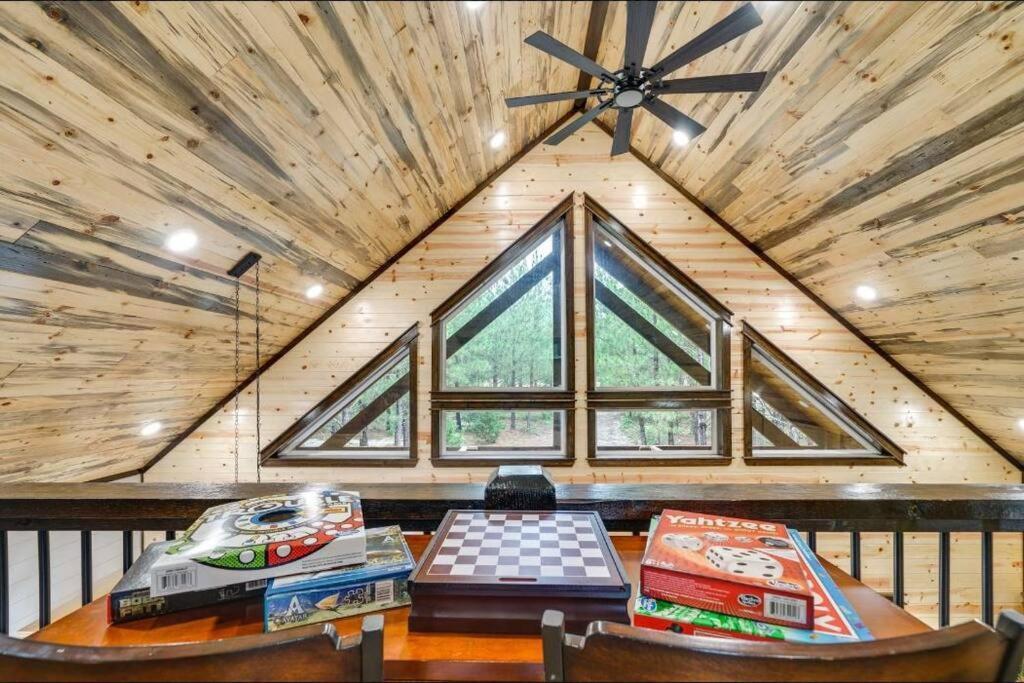 Villa Piney Acres Broken Bow Esterno foto